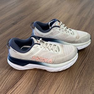 Hoka One One Women's Bondi 7 Running Shoes Gray